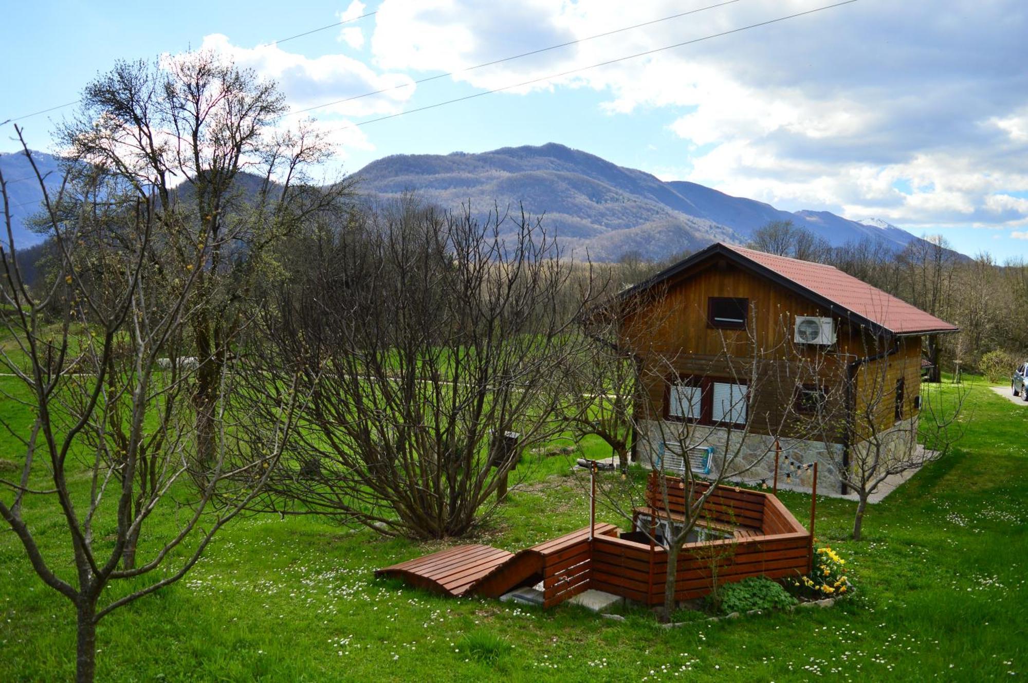 Sleeping With The Bees Kozjak Kobarid Exteriör bild